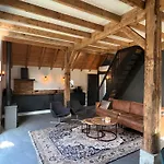 Bed & Breakfast De Koningsbeek 3*
