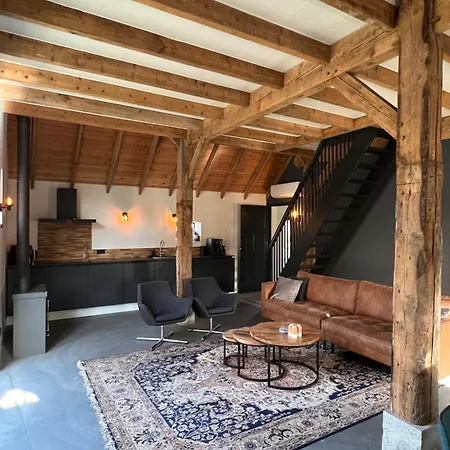 Bed & Breakfast De Koningsbeek 3*